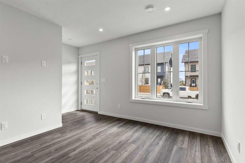 Picture for 106, 40 Livingston Parade NE