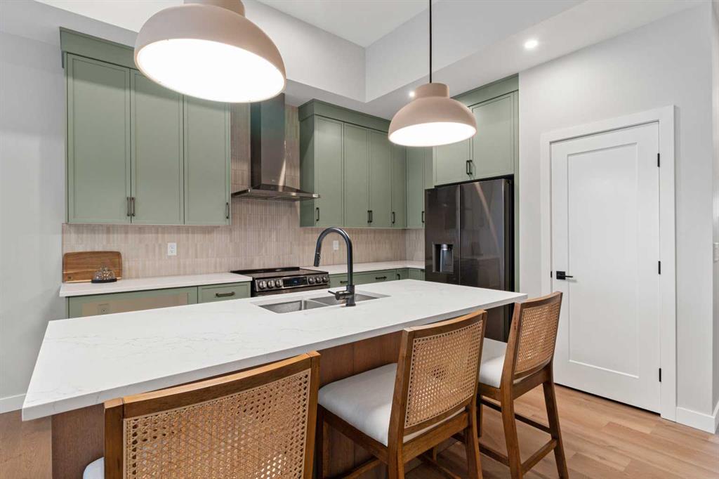 Picture for 4922 Beardsley Avenue 