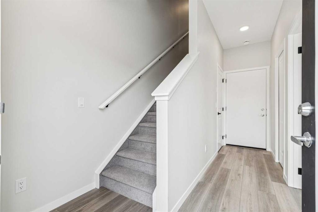 Picture for 704, 81 Midtown Boulevard SW