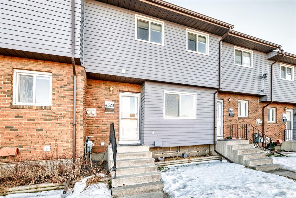 Picture for 4523 47 Street 