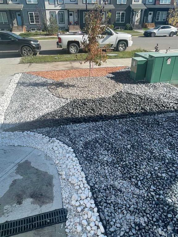 Picture for 93 Memorial Parkway 