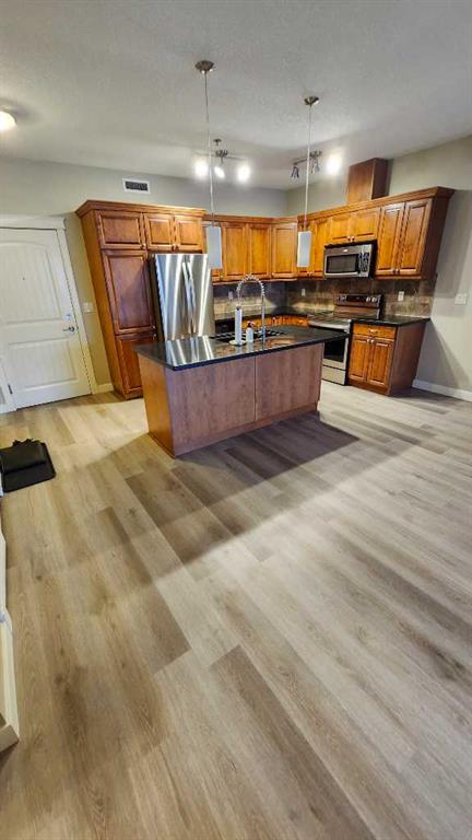 Picture for 103, 4707 50 Street 