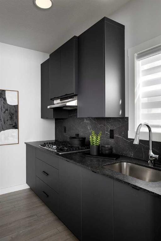 Picture for 259 Corner Glen Gardens NE