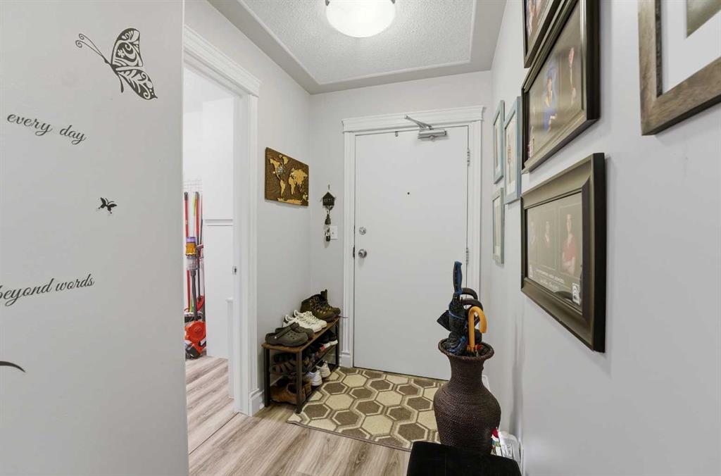 Picture for 104, 4610 47A Avenue 