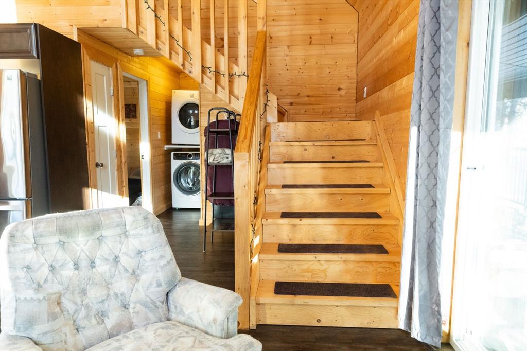 Picture for 126, 62036 Township Road 462 Township 