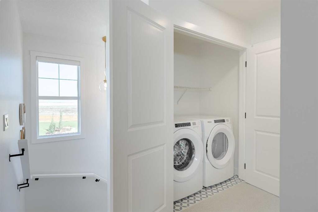 Picture for 461 Rosemary Gardens SE