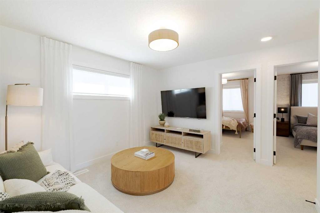 Picture for 461 Rosemary Gardens SE