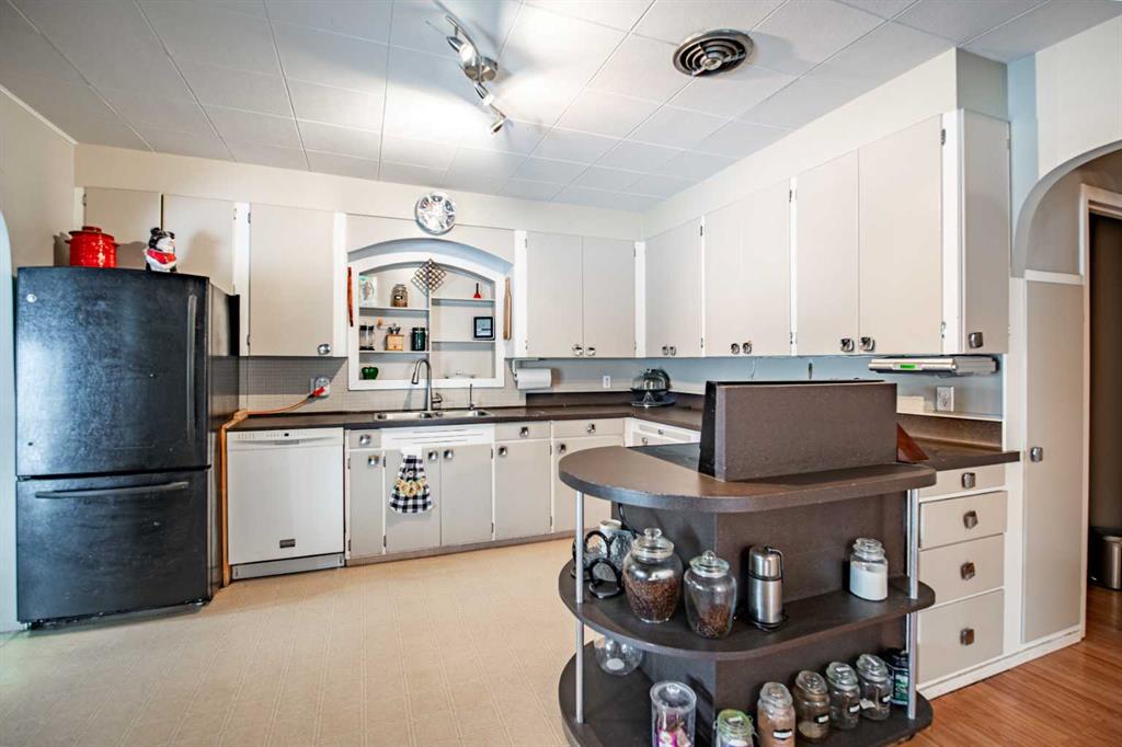 Picture for 274052 Township Road  