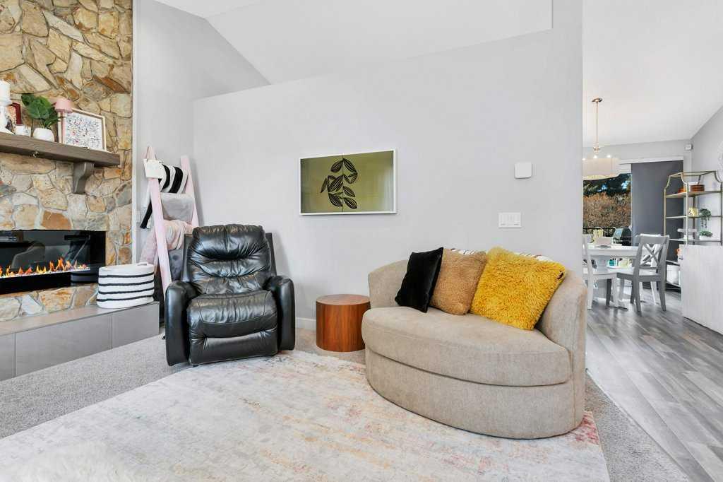 Picture for 12 Rutherford Drive 