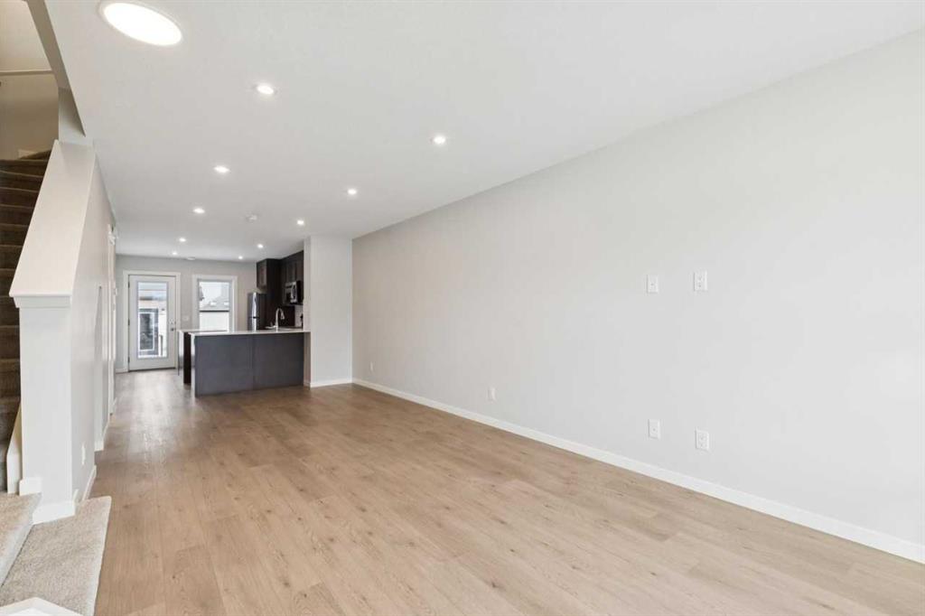 Picture for 706, 135 Mahogany Parade SE