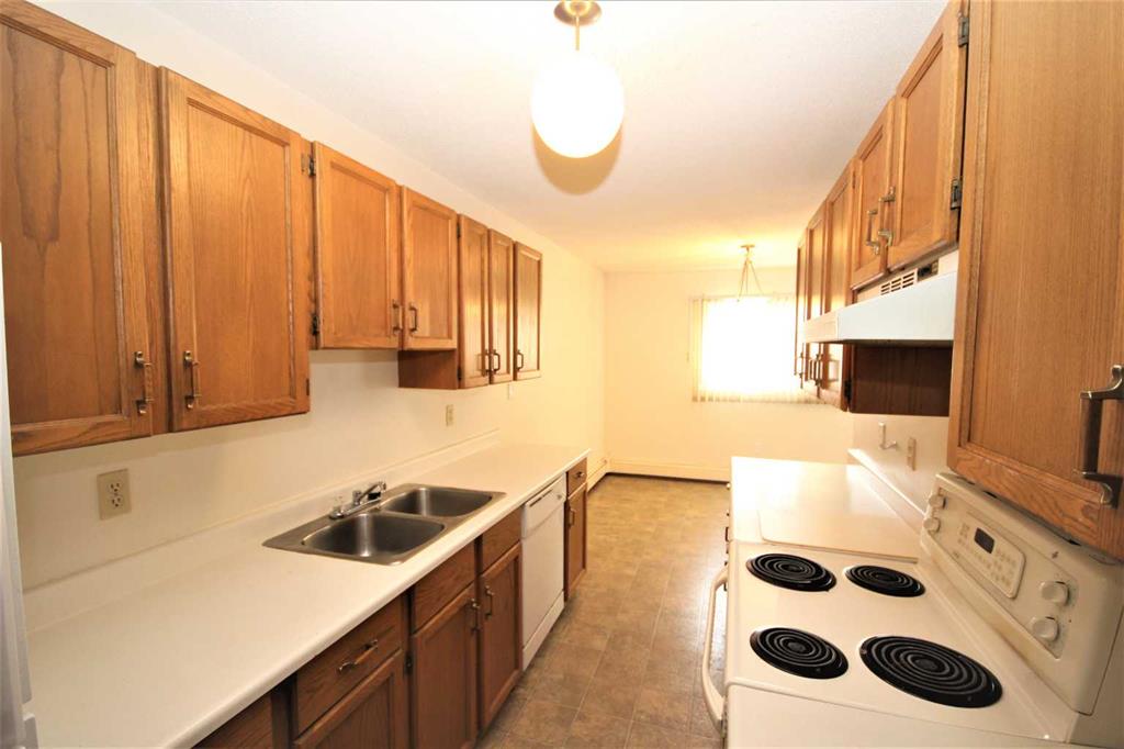 Picture for 204, 5502 58A Street 