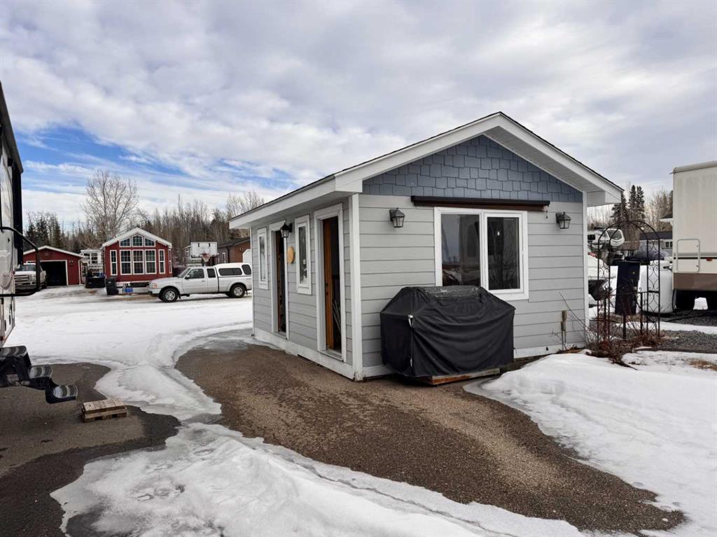 Picture for 202A 10046 Township road  