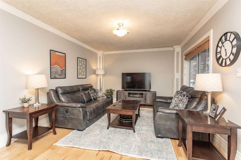 Picture for 5804 44 Avenue 