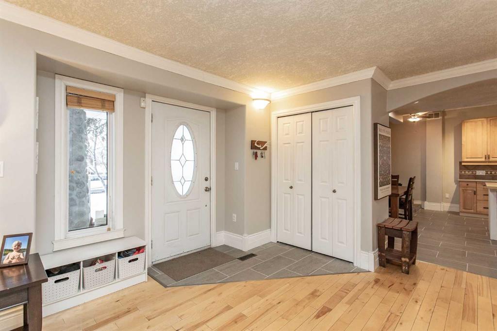 Picture for 5804 44 Avenue 