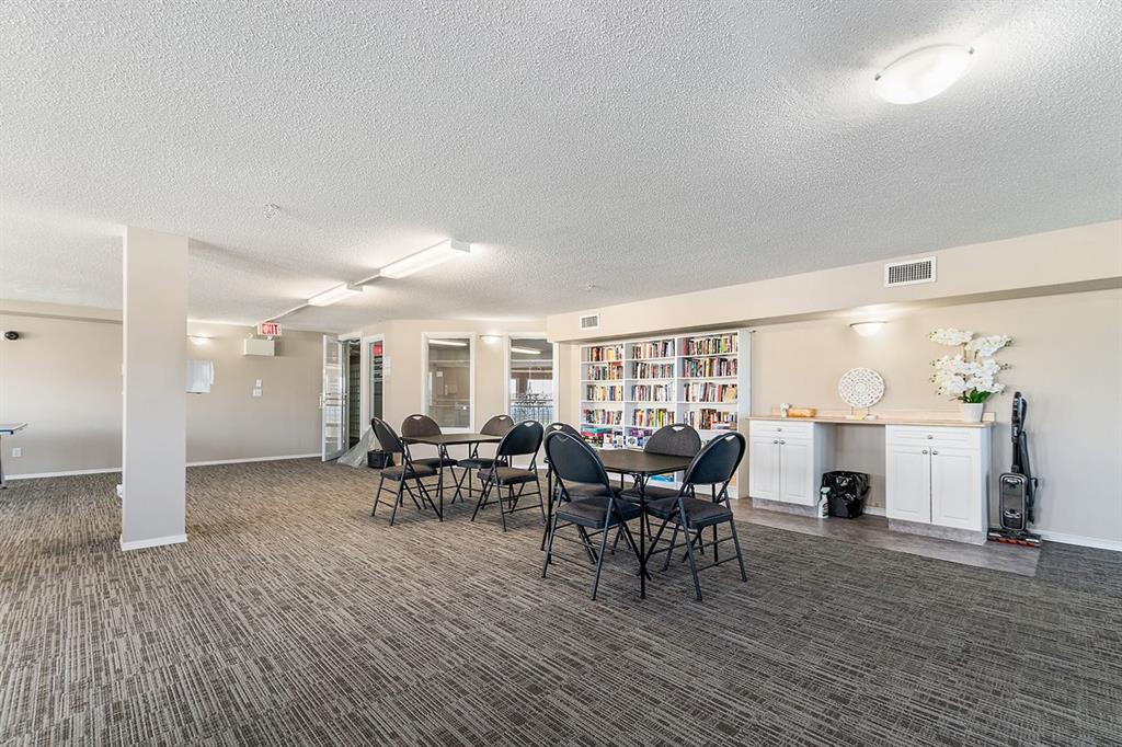 Picture for 106, 260 Duston Street 