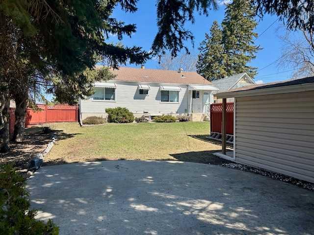 Picture for 5036 51 Ave  
