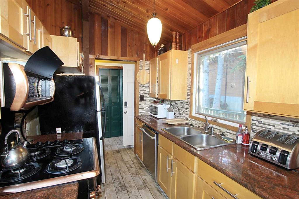 Picture for 603 Fox Crescent 