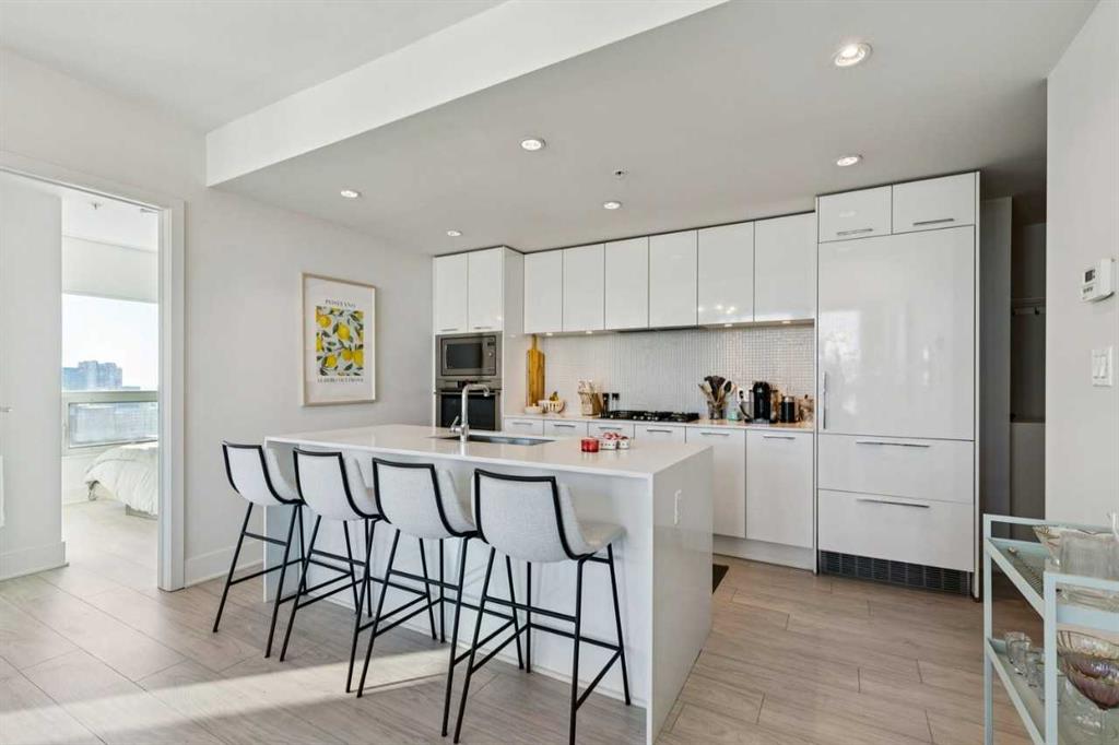 Picture for 2006, 901 10 Avenue SW