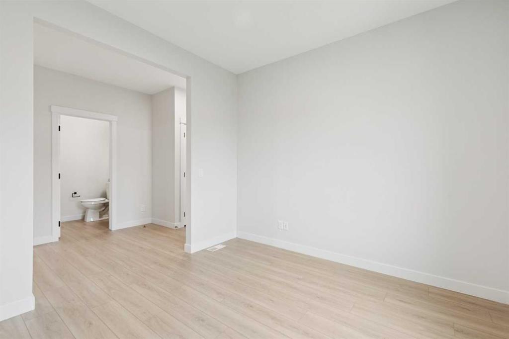 Picture for 57 Southborough Square 