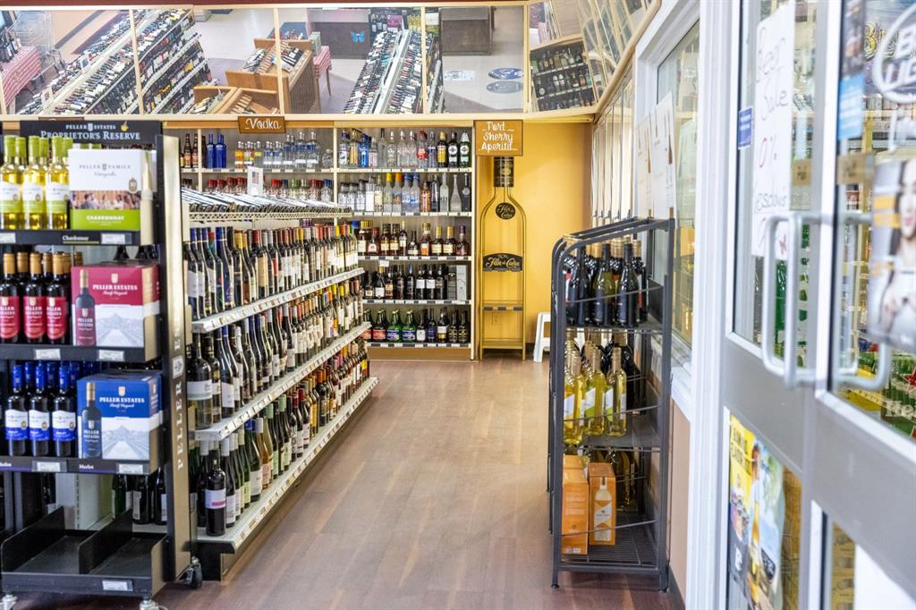 Picture for 4819 45 Street 