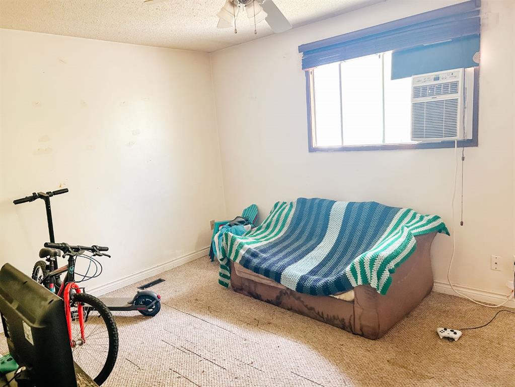 Picture for 4548 46 Avenue 