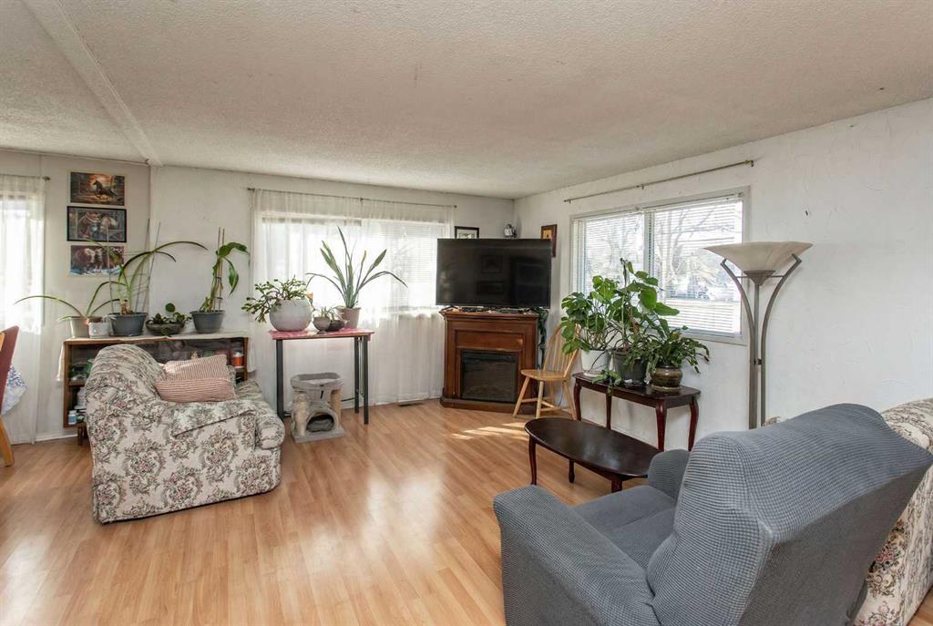 Picture for 18 Hearthstone Drive 