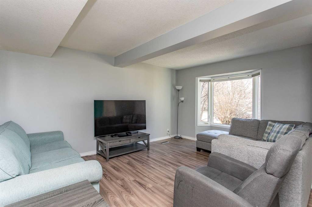 Picture for 11 Erickson Drive 