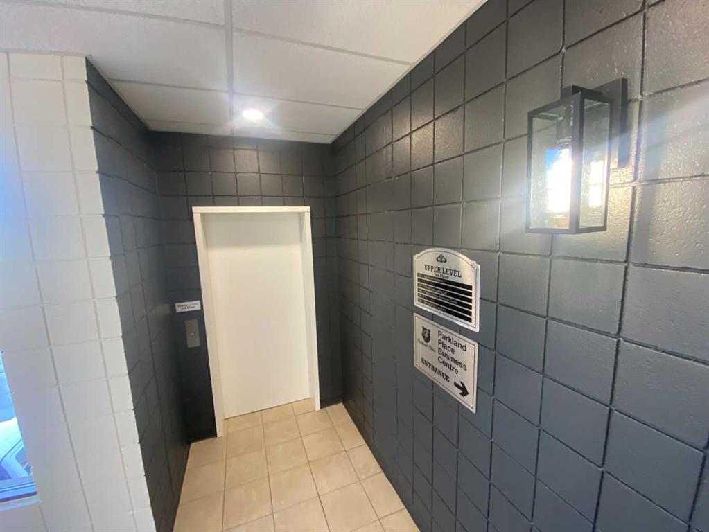 Picture for 5033 52 Street 