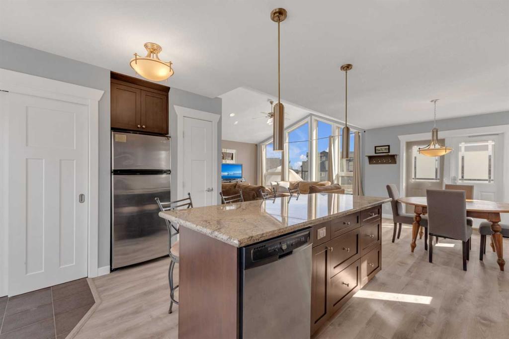 Picture for 7097, 35468 Range Road 30  