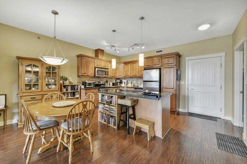 Picture for 403, 4707 50 Street 