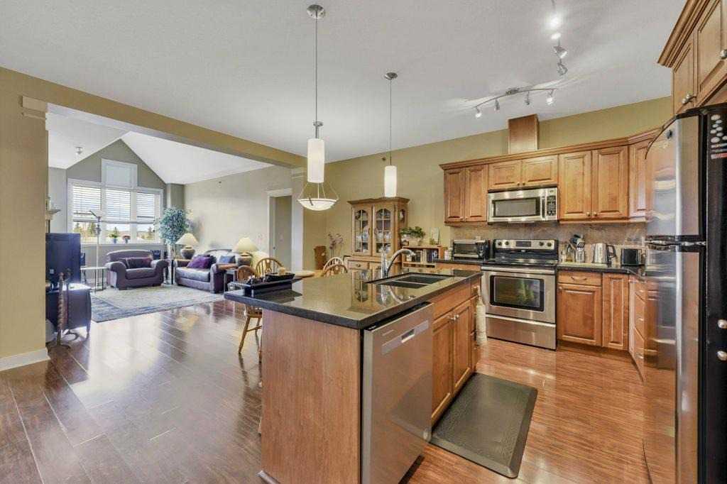 Picture for 403, 4707 50 Street 