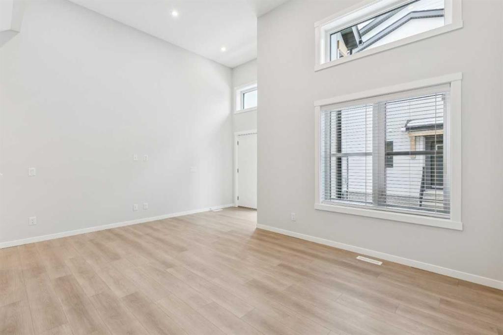 Picture for 505, 135 Mahogany Parade SE