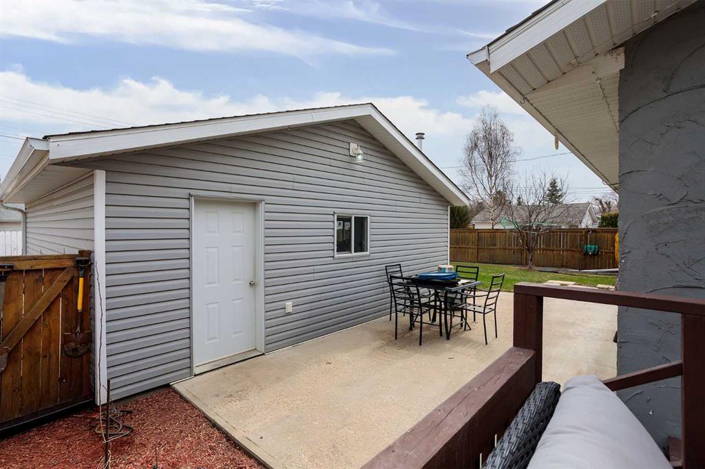 Picture for 4421 67 Street 