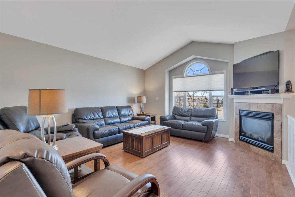 Picture for 68 Iverson Close 