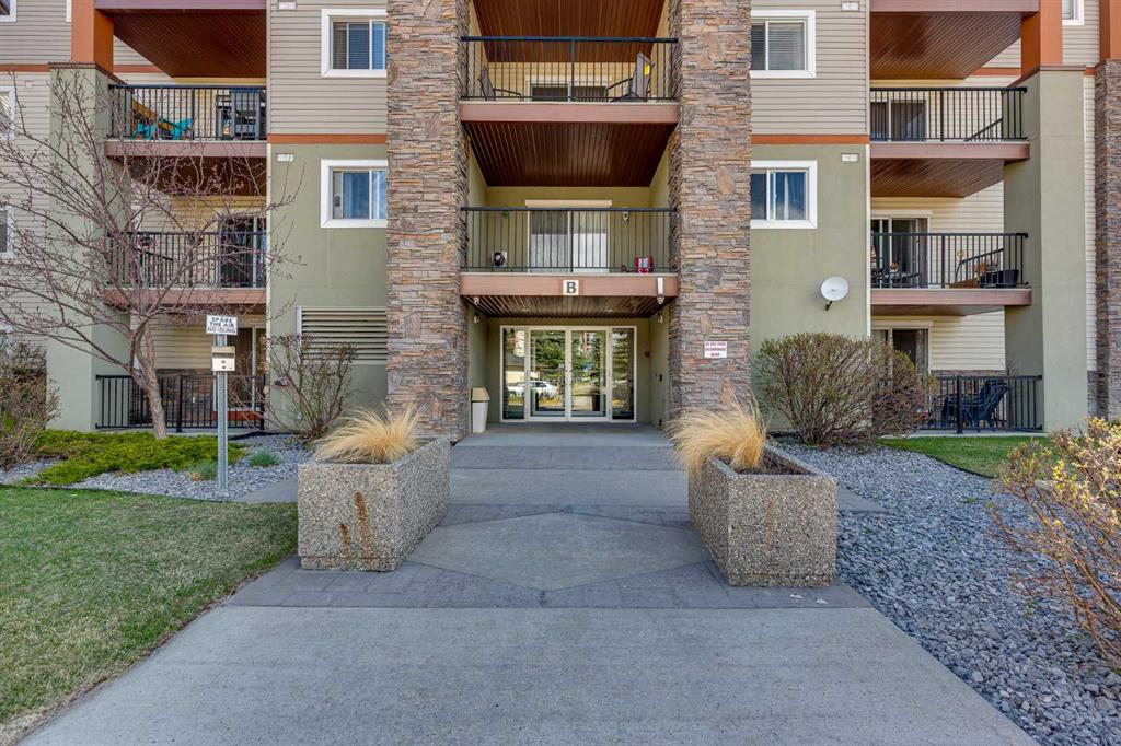Picture for 2408, 12 Ironside Street 
