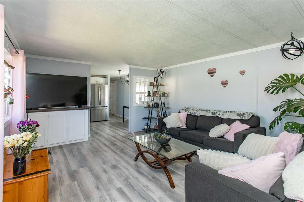 Picture for 193, 5344 76 Street 