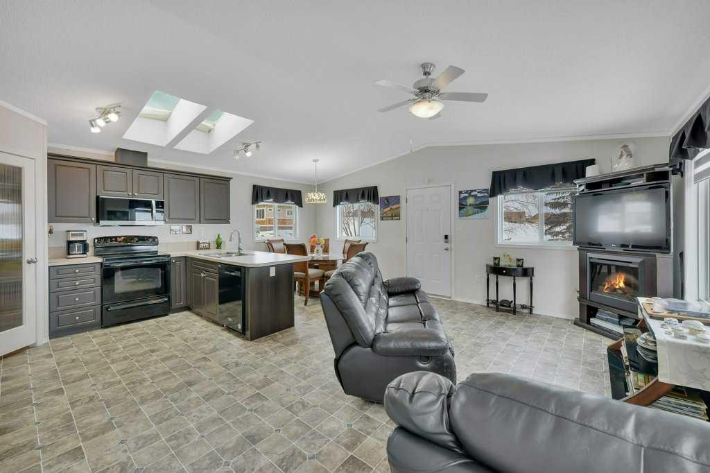 Picture for 4079, 25054 Pine Lake Road S