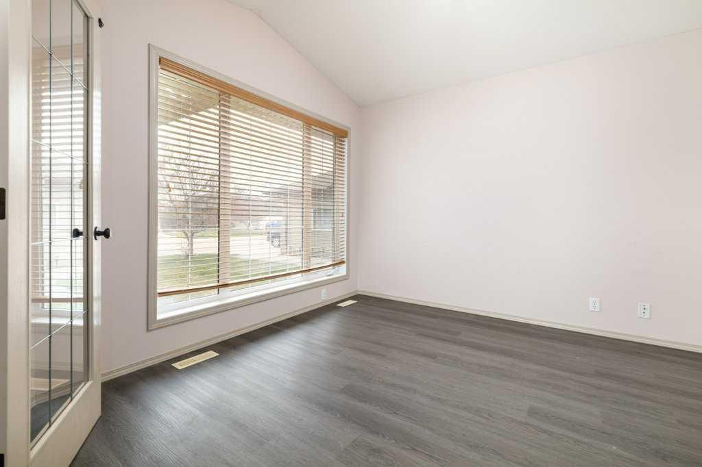 Picture for 15 Kirton Close 