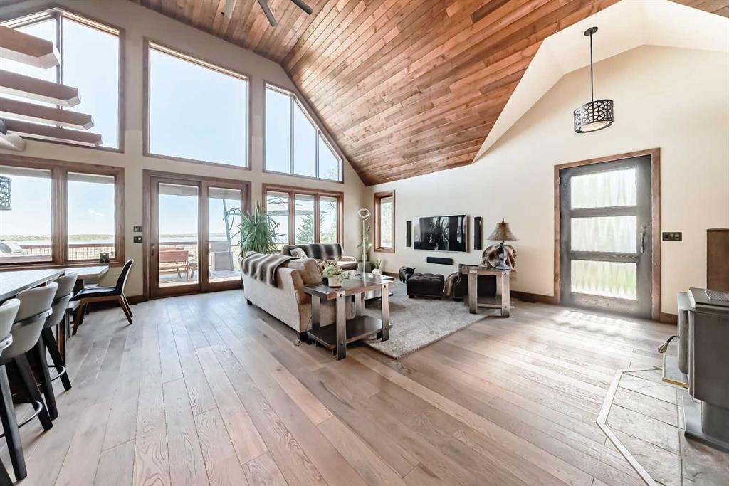 Picture for 308, 40422 Range Road 10  