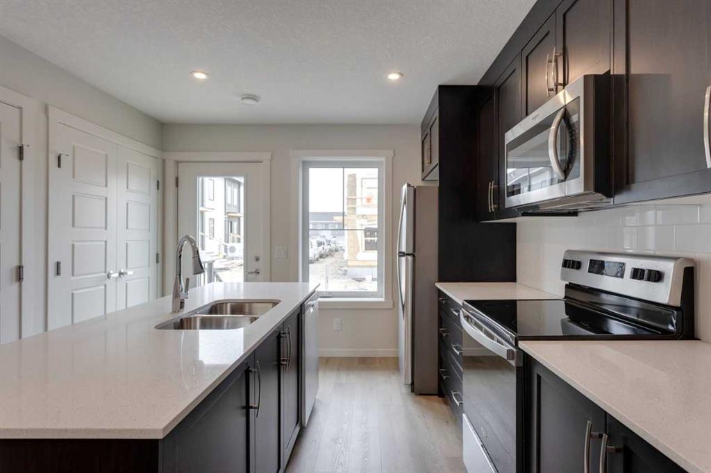 Picture for 207, 40 Livingston Parade NE