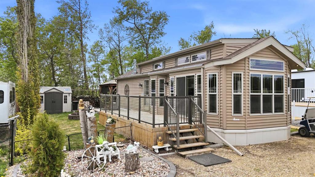 Picture for 70, 41310 Range Road 282  