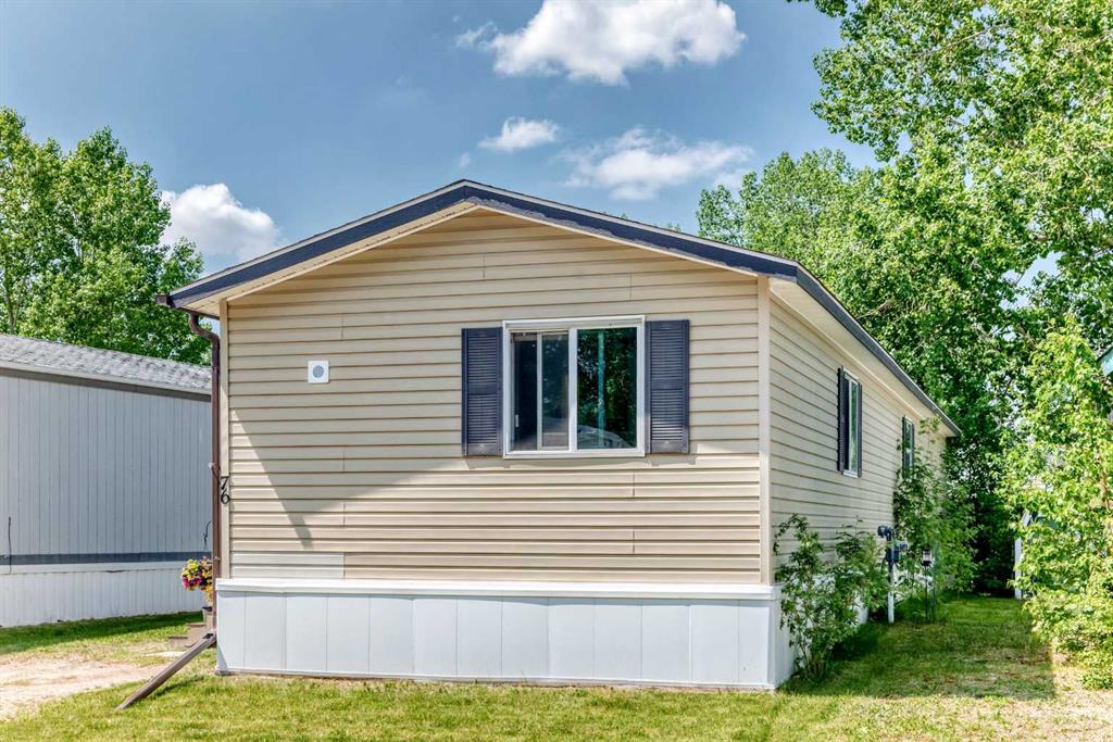 Picture for 76 Westwood Court 