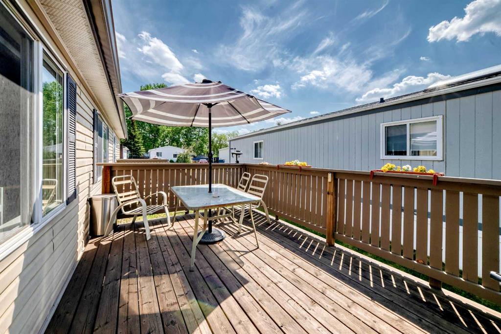 Picture for 76 Westwood Court 