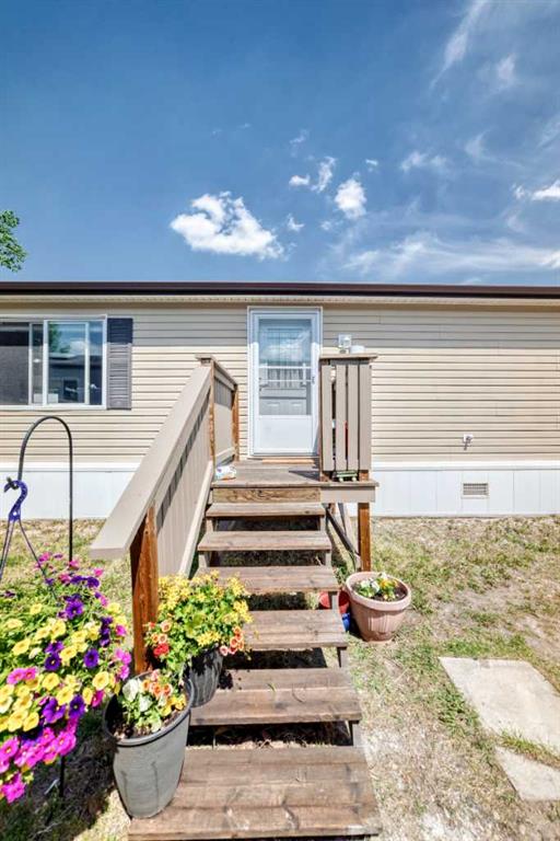 Picture for 76 Westwood Court 