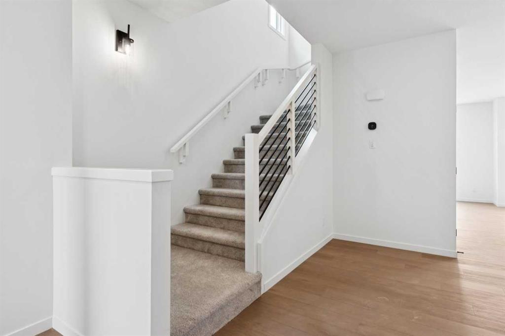 Picture for 110 Walgrove Bay SE