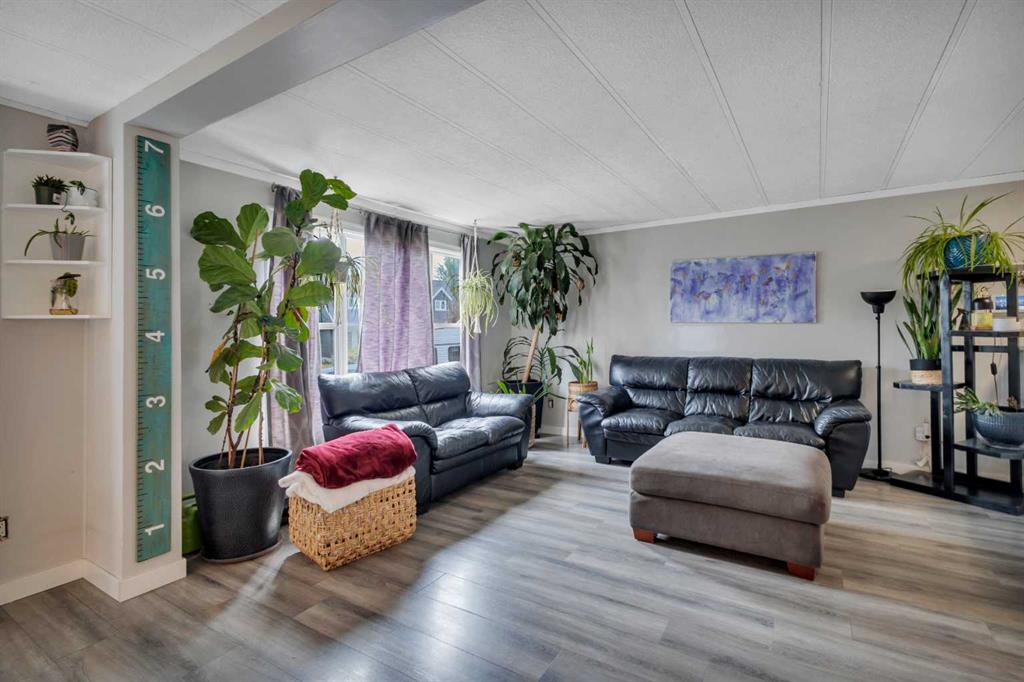 Picture for 32 Sandstone Avenue 
