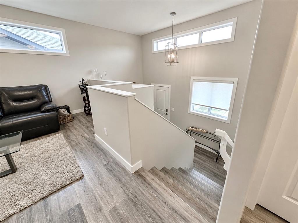 Picture for 58 Village Crescent 