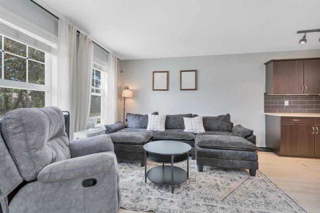 Picture for 28 Rafferty Court 