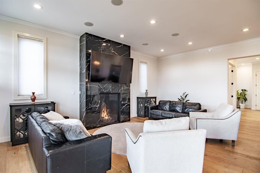 Picture for 118 Turner Crescent  https://www.cirrealty.ca/reb/cara/8/A2253208_49.jpg