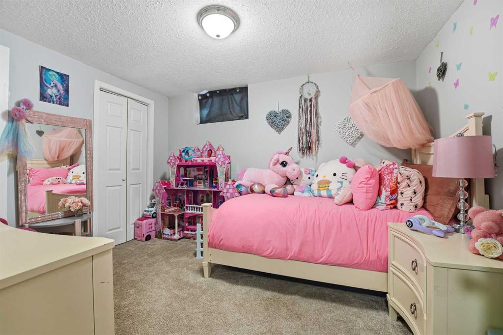 Picture for 155 Barrett Drive  https://www.cirrealty.ca/reb/cara/8/A2264638_18.jpg